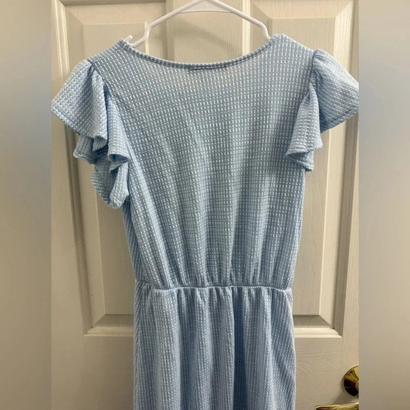 Caution to the wind short flutter sleeve black and white mini dress - Picture 7 of 7